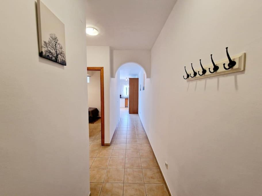 לה קאלה דה מיחאס Butibamba Beach Apartment מראה חיצוני תמונה