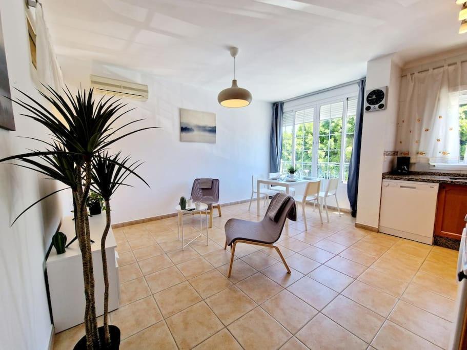לה קאלה דה מיחאס Butibamba Beach Apartment מראה חיצוני תמונה